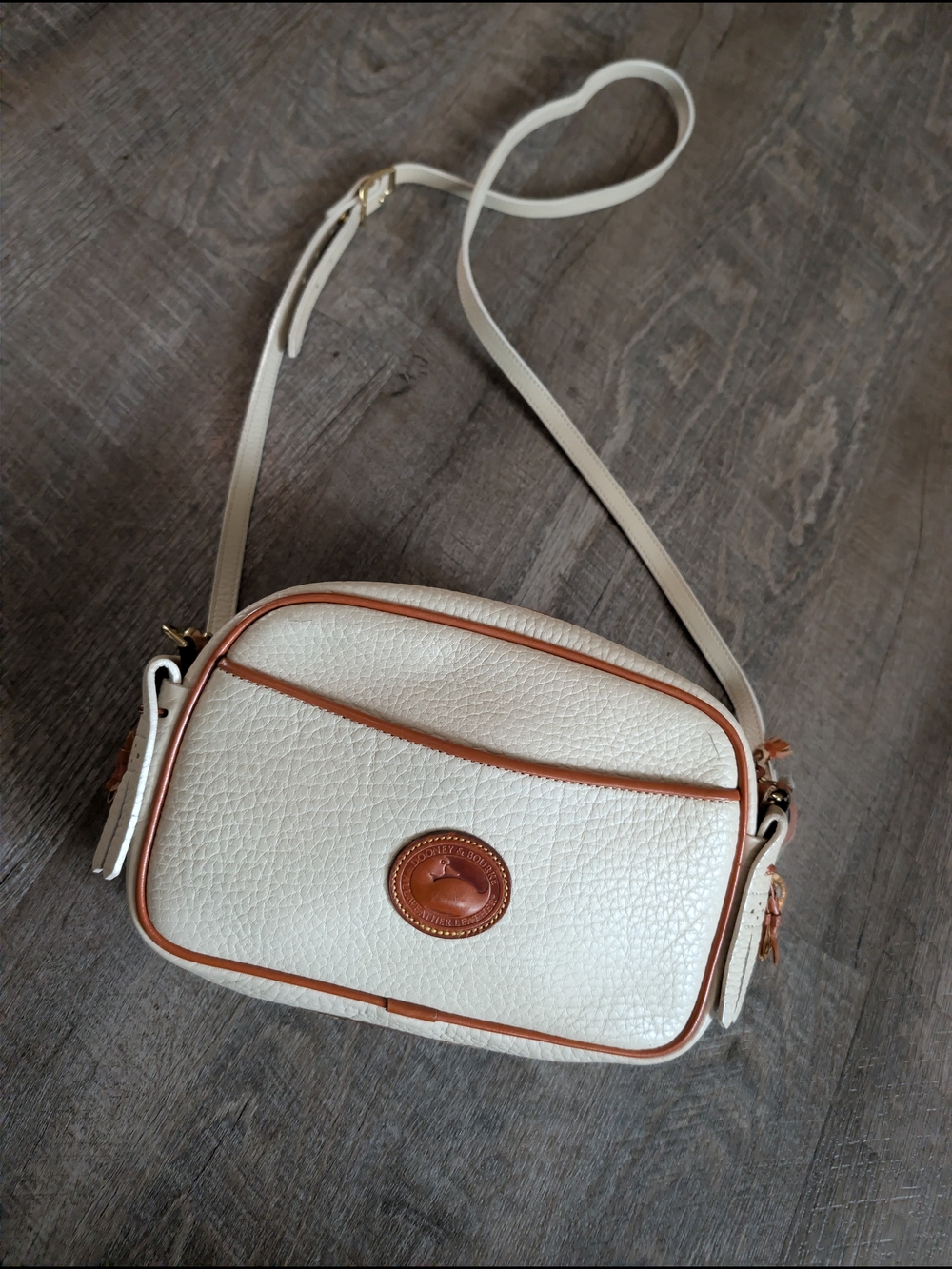 Rare Dooney Bourke Cream and Tan Leather Vintage Crossbody Shoulder Bag